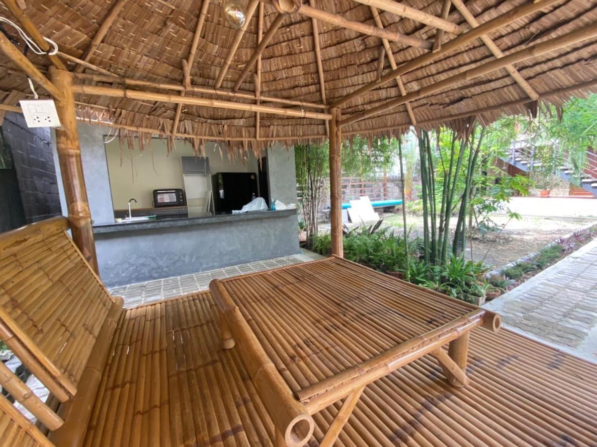 Baan Boon Bed & Breakfast Банкок Екстериор снимка