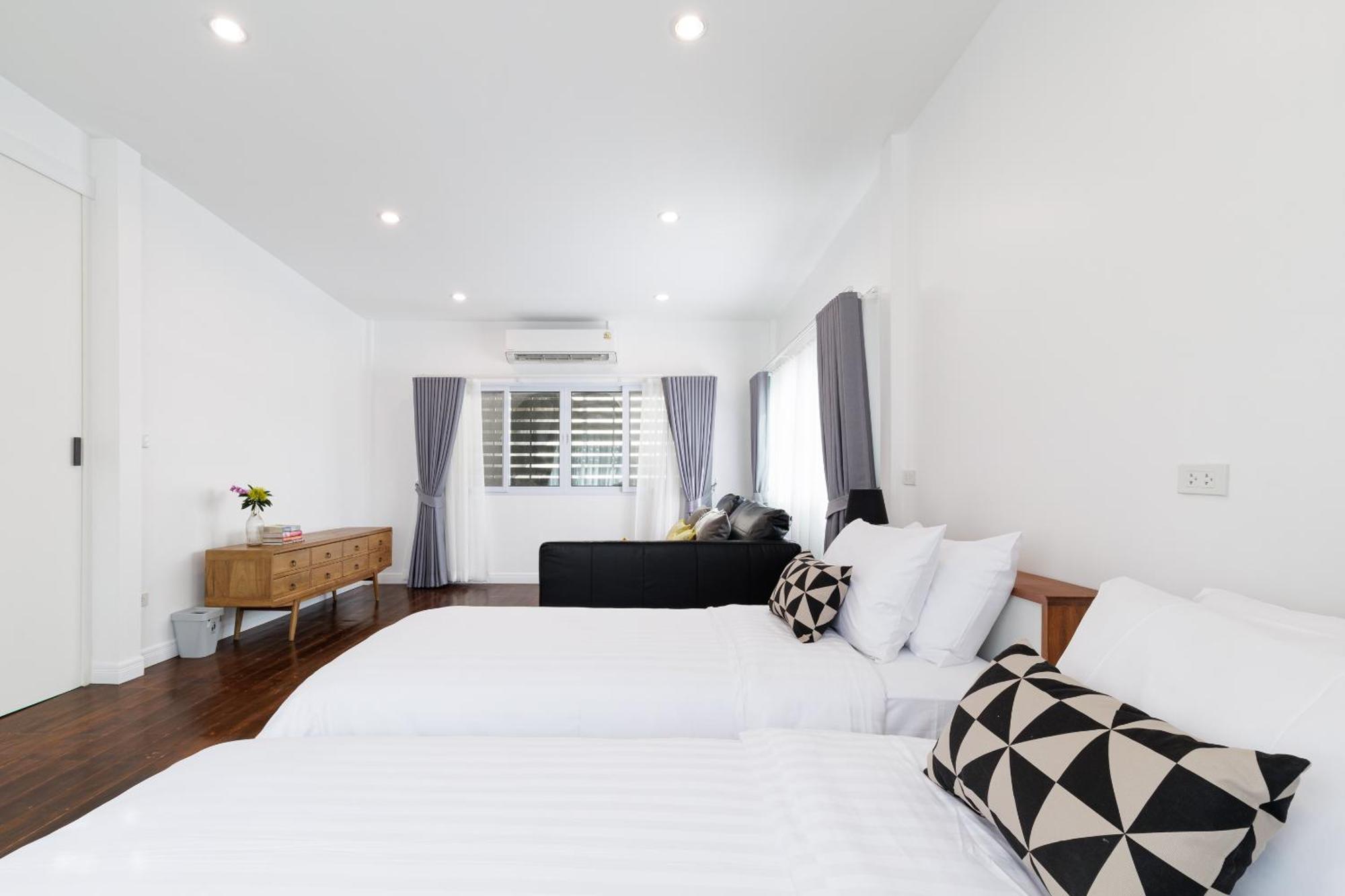 Baan Boon Bed & Breakfast Банкок Екстериор снимка