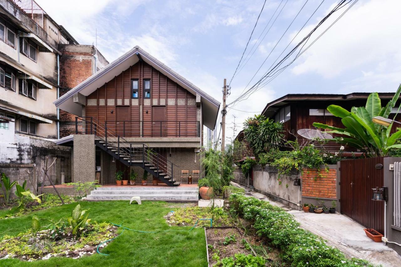 Baan Boon Bed & Breakfast Банкок Екстериор снимка