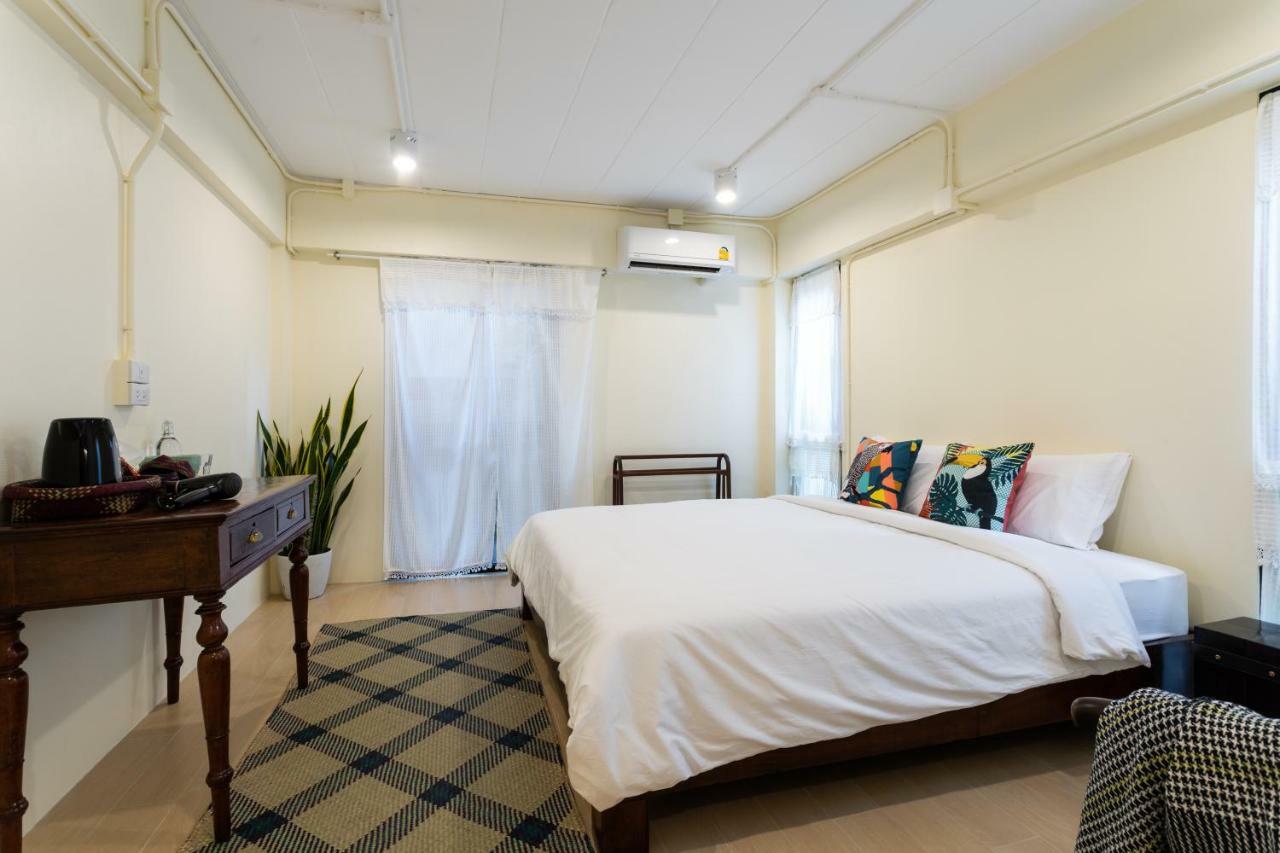 Baan Boon Bed & Breakfast Банкок Екстериор снимка
